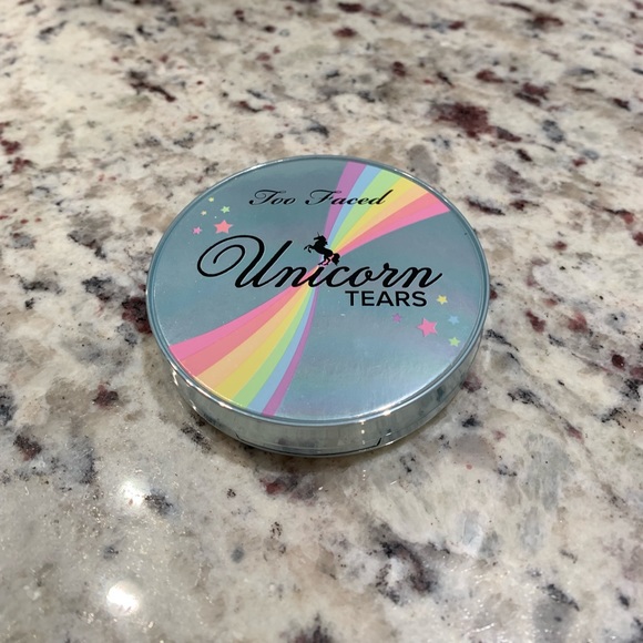 Two Faced Unicorn Tears Bronzer - Picture 5 of 6